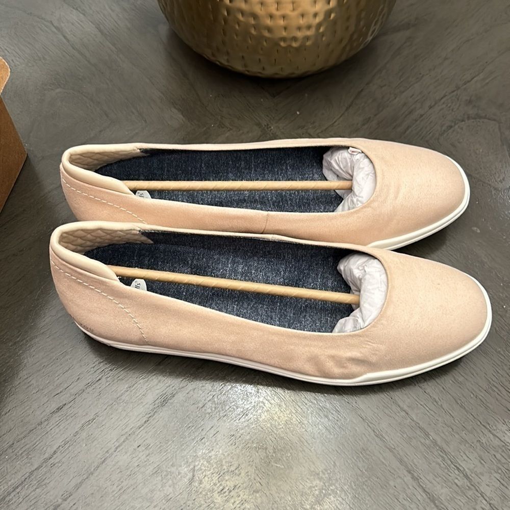 Dr. Scholl's Rise Shine Women's Faux Suede Lightweight Cushioned Ballet Flats - Picture 7 of 10